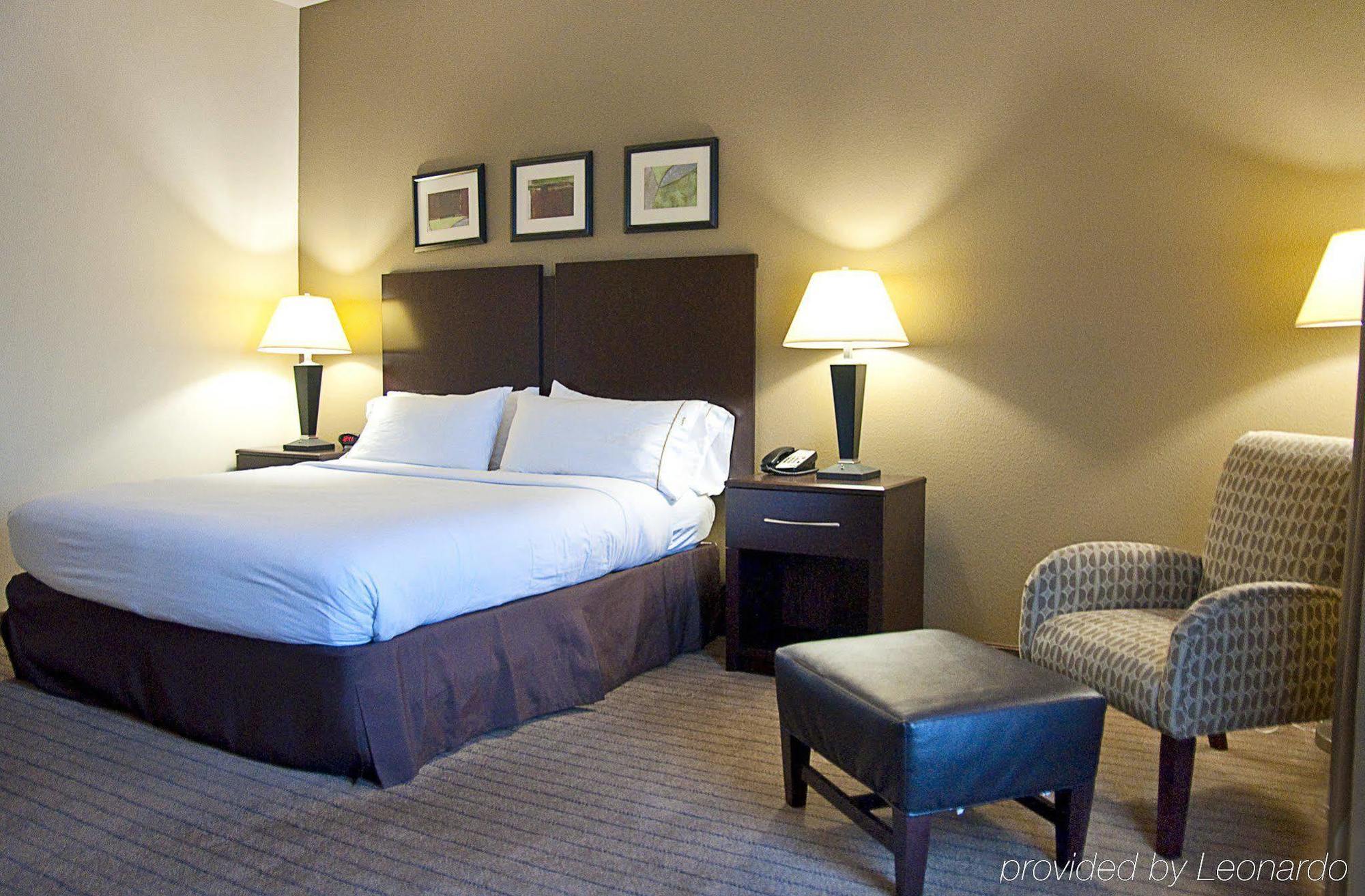 Holiday Inn Express & Suites Clovis Fresno Area By Ihg Экстерьер фото
