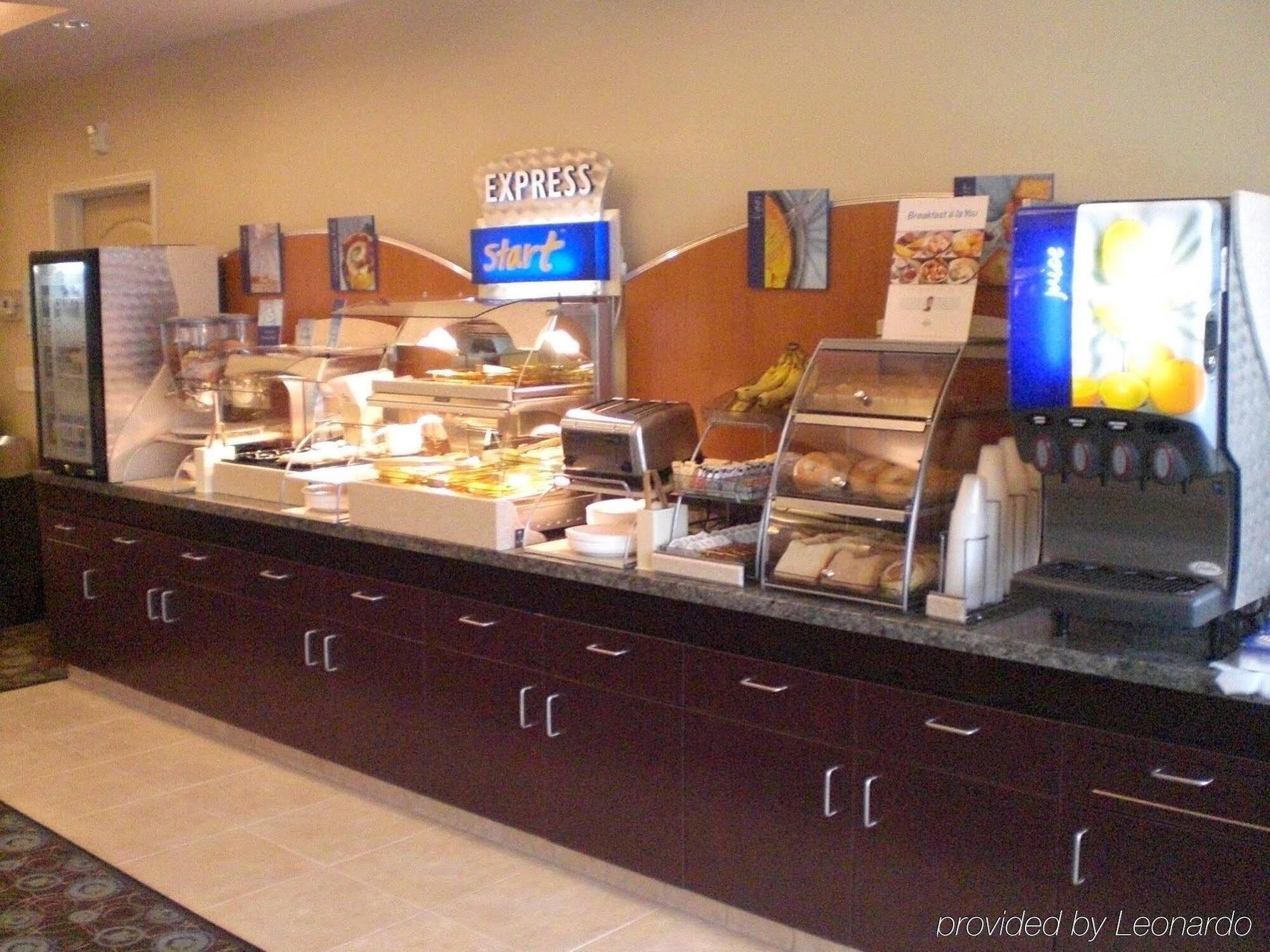 Holiday Inn Express & Suites Clovis Fresno Area By Ihg Экстерьер фото
